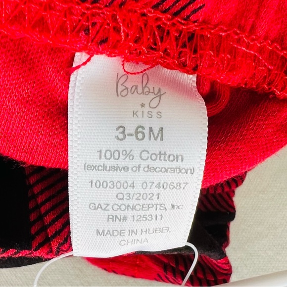 Baby Kiss Baby Girls ‘My First Christmas’ 3 Piece Set Size 3-6 Months NWT - Picture 11 of 11